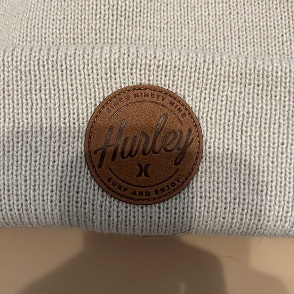 Hurley Toque and Bench Headband Set - Picture 5 of 6